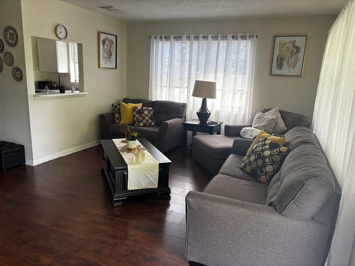 LIVING ROOM. at 363 SHEFFIELD O, West Palm Beach
