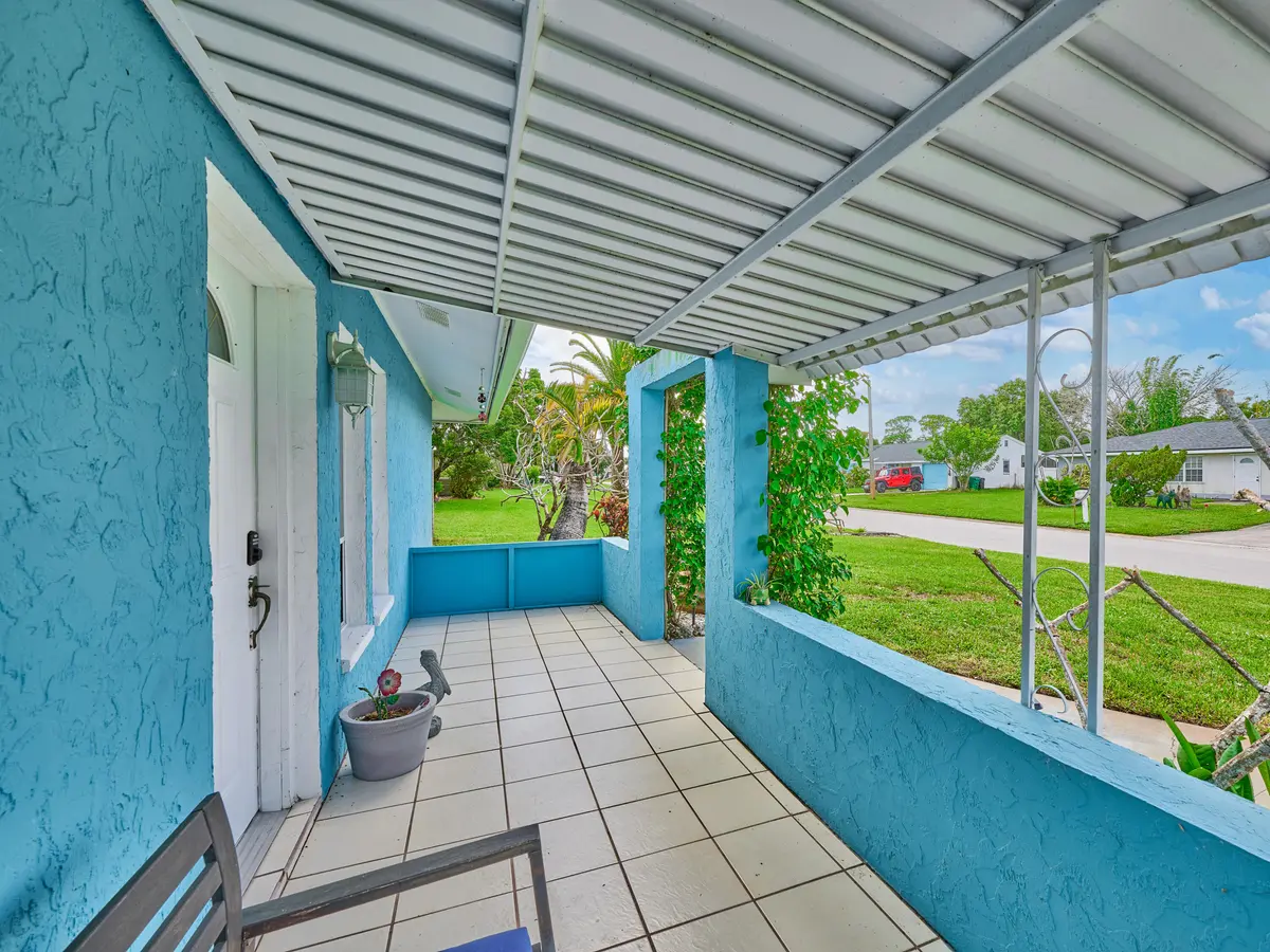 © PYL 0008 at 1341 SE MOHAVE Street, Port St. Lucie
