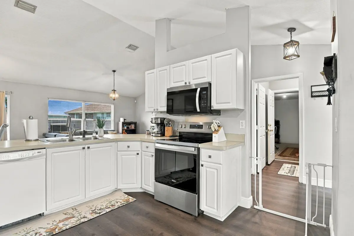 8-web-or-mls-hdr1859-jpg at 1734 SW Capehart Avenue, Port St. Lucie