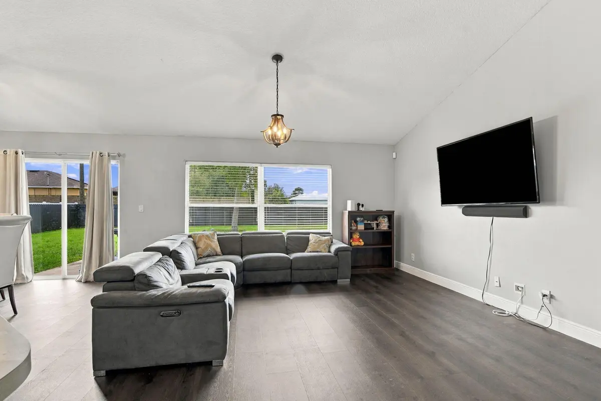 5-web-or-mls-hdr1889-jpg at 1734 SW Capehart Avenue, Port St. Lucie