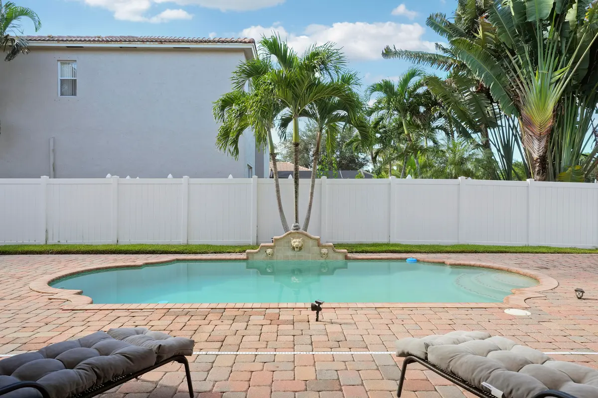 Custom Pool at 8608 PALISADES LAKE Drive, West Palm Beach