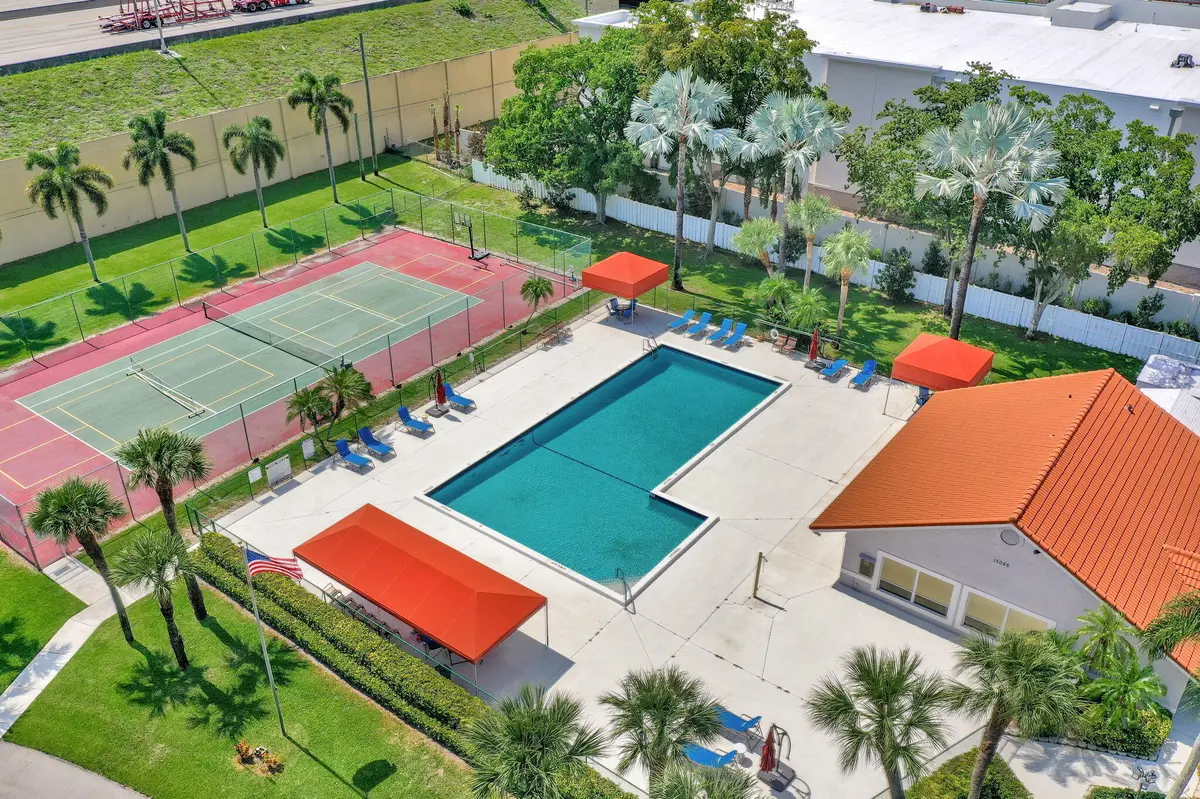 Amenities at 15136 W TRANQUILITY LAKE Drive, Delray Beach