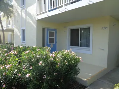 5527 NE GULFSTREAM Way, Hutchinson Island – Condominium for rent