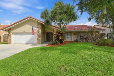 9255 NW 18TH Street, Plantation – Single Family Residence for sale