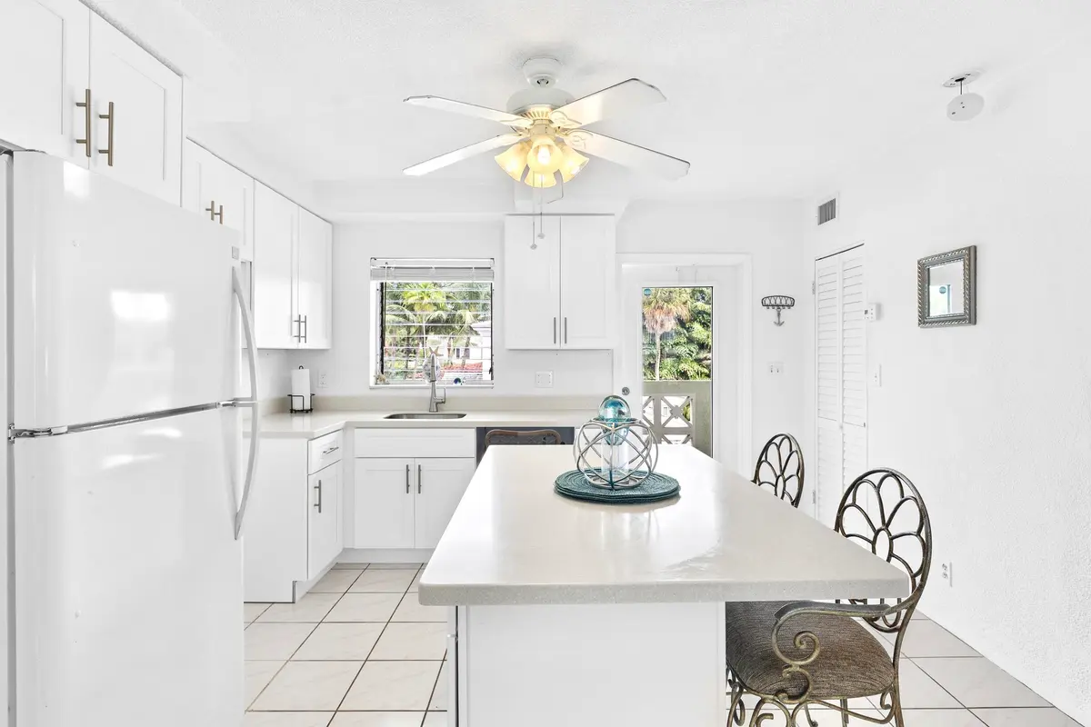 6_453a0537 at 1000 SE 4th Street 206, Fort Lauderdale