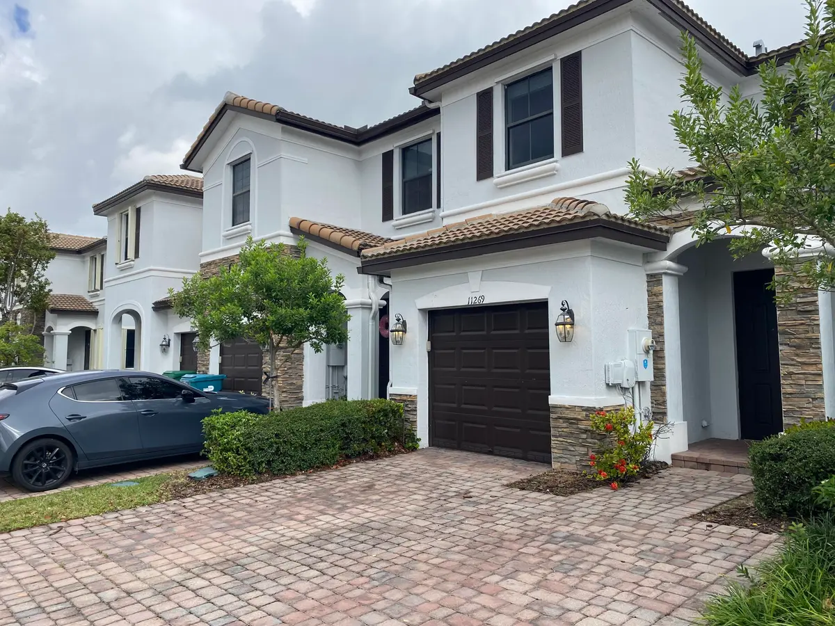 IMG_4102 at 11269 NW 88TH Street, Doral