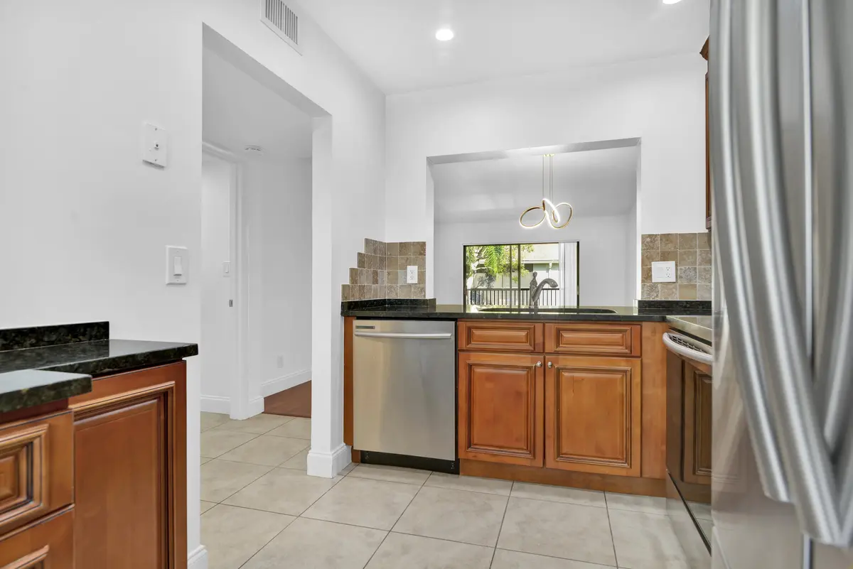 @BocaRatonStudio 16 at 1252 S Military Trail 1421, Deerfield Beach