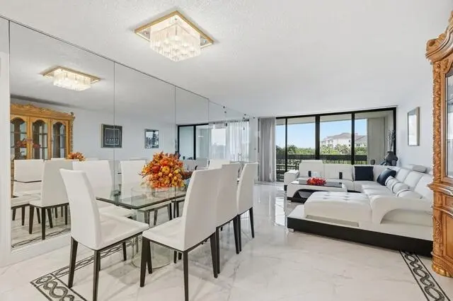 Great Room at 2400 Presidential Way 301, West Palm Beach