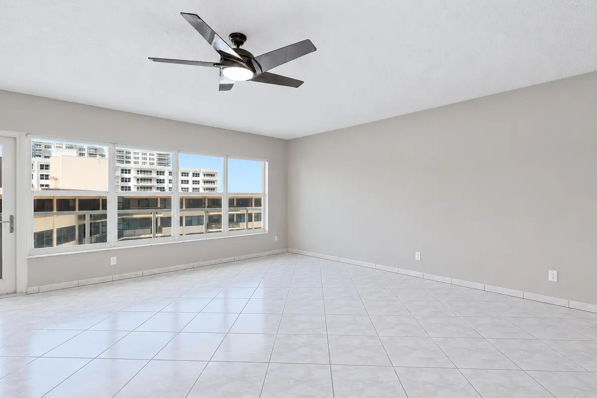 Living Room at 3750 Galt Ocean Drive Unit 1710, Fort Lauderdale