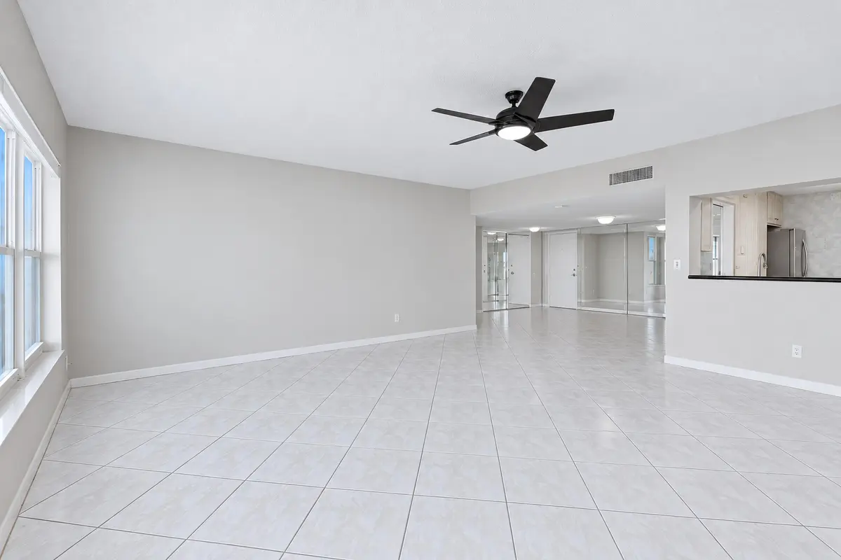Living Room at 3750 Galt Ocean Drive Unit 1710, Fort Lauderdale