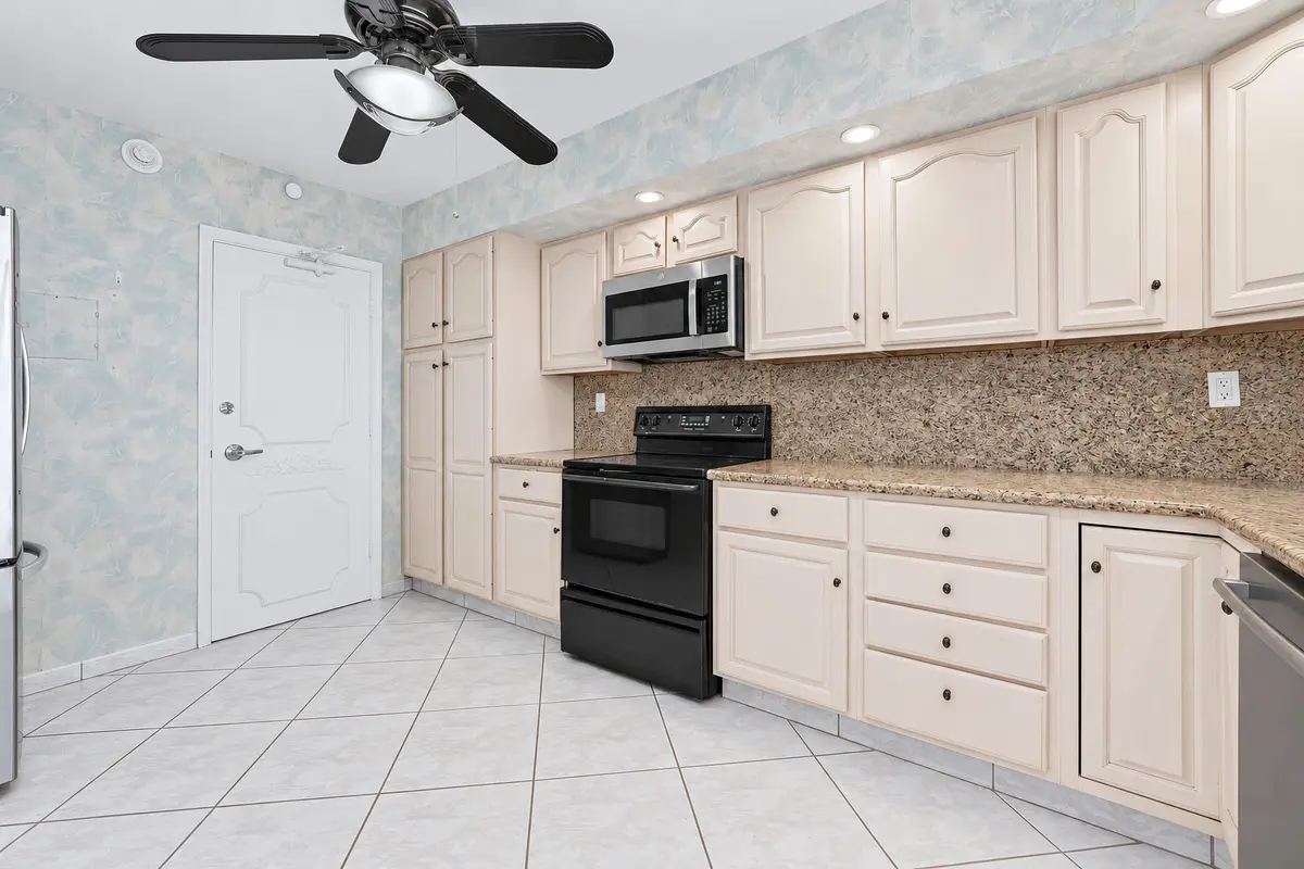 Kitchen at 3750 Galt Ocean Drive Unit 1710, Fort Lauderdale
