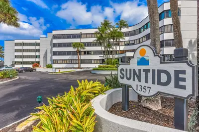 1357 NE OCEAN Boulevard 317, Stuart – Condominium for rent