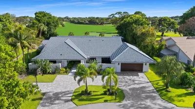 3554 PINE LAKE Court, Delray Beach – Single Family Residence for sale