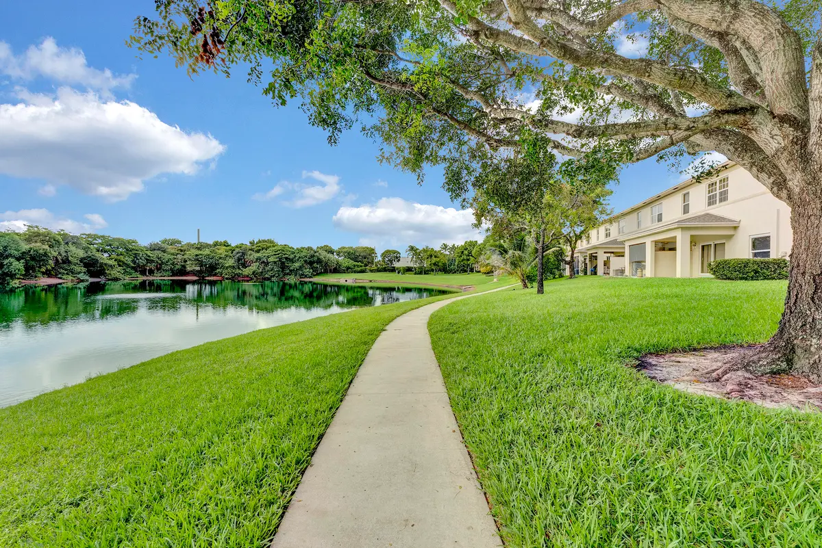 DSC09814 at 310 Spruce Street, Boynton Beach