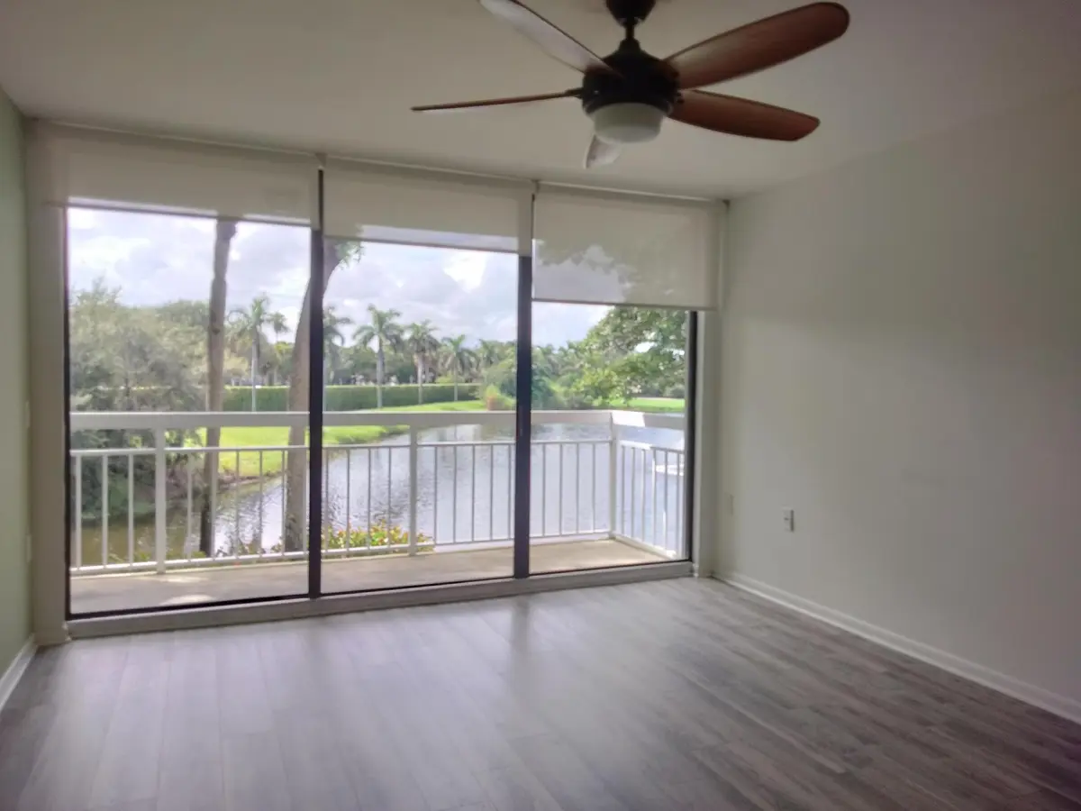 2401 Village Boulevard 202, West Palm Beach, FL – photo 8
