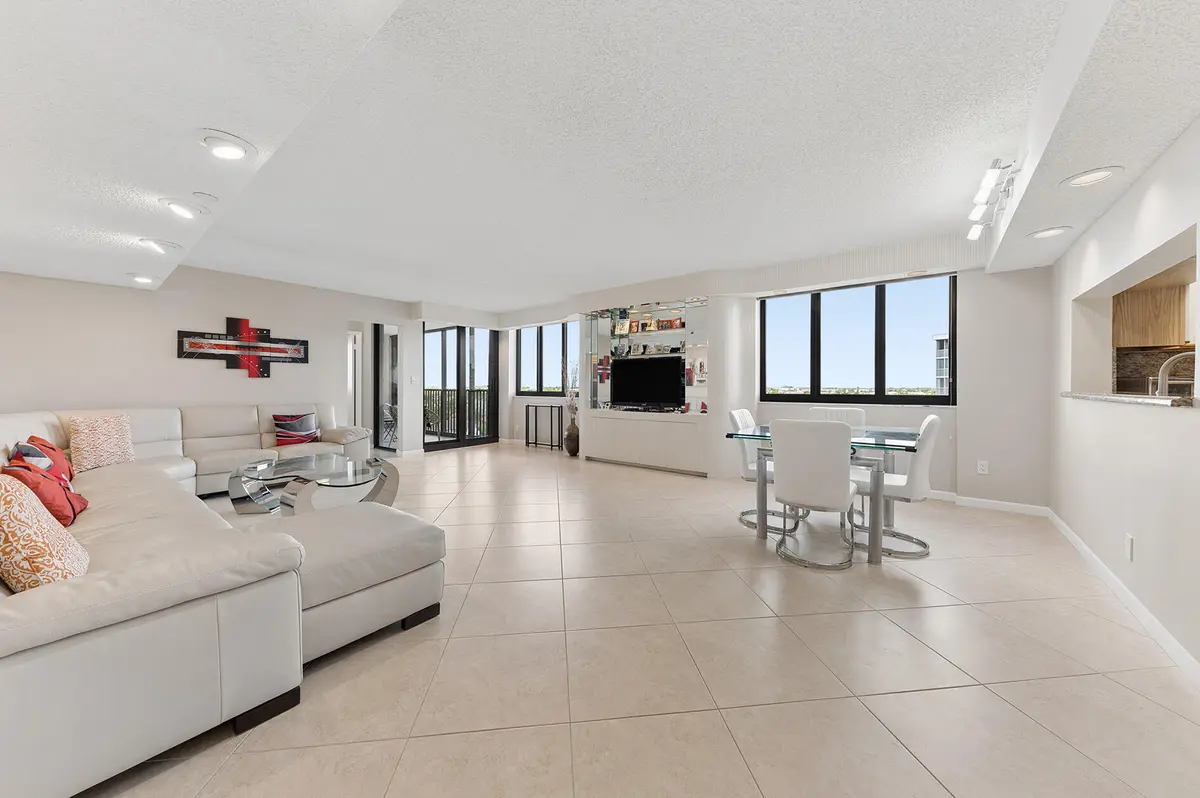 01 14 at 3420 S OCEAN Boulevard 8T, Highland Beach