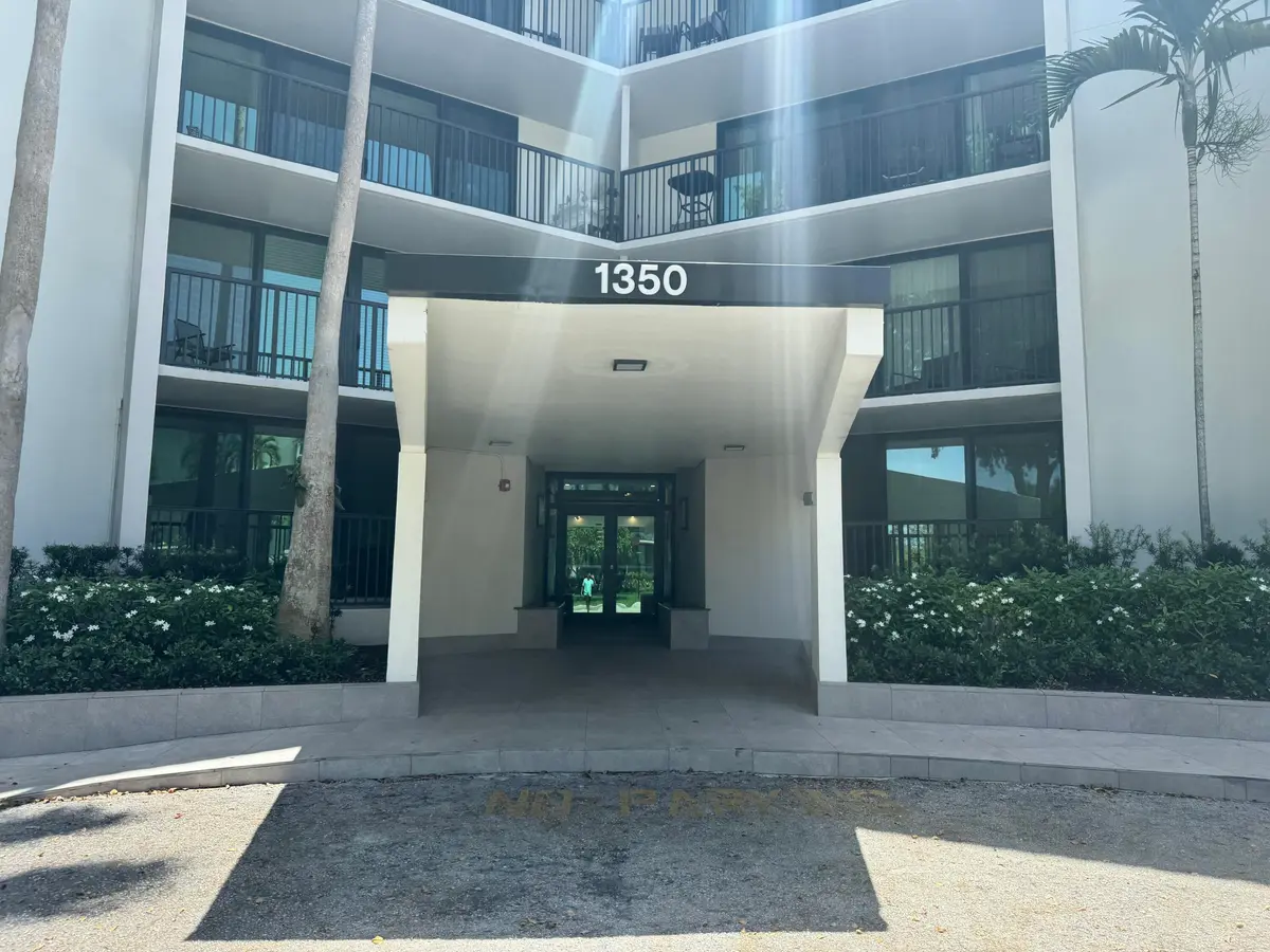IMG_1591 at 1350 RIVER REACH Drive 106, Fort Lauderdale