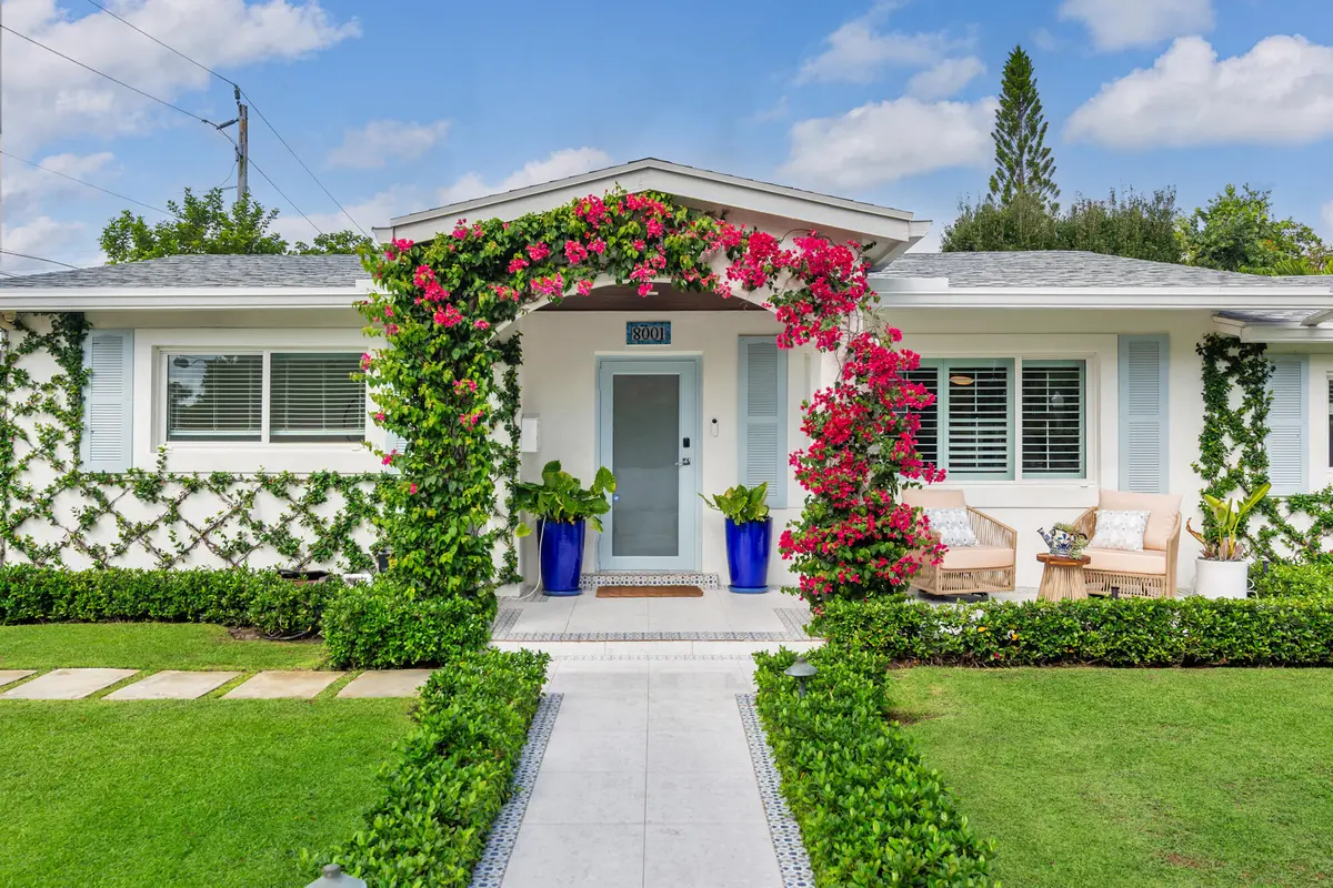 Front at 8001 Arlington Place, West Palm Beach