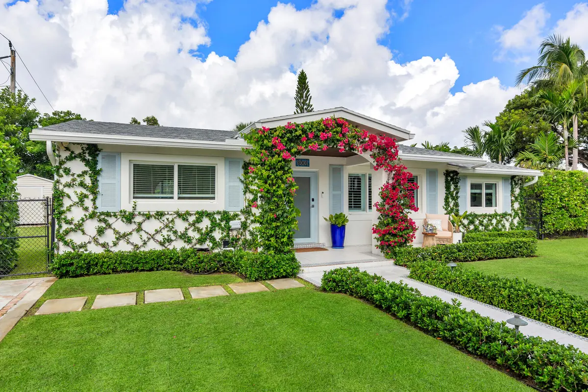 Front at 8001 Arlington Place, West Palm Beach