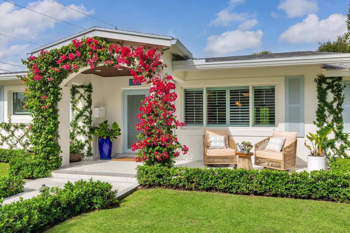 Front at 8001 Arlington Place, West Palm Beach