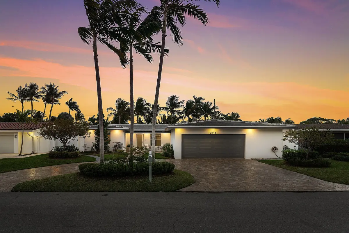 Twilight at 2846 NE 35th Court, Lighthouse Point