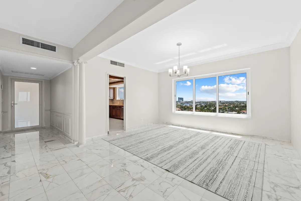 8-web-or-mls-_BWP1601 at 333 SUNSET Drive 1008, Fort Lauderdale