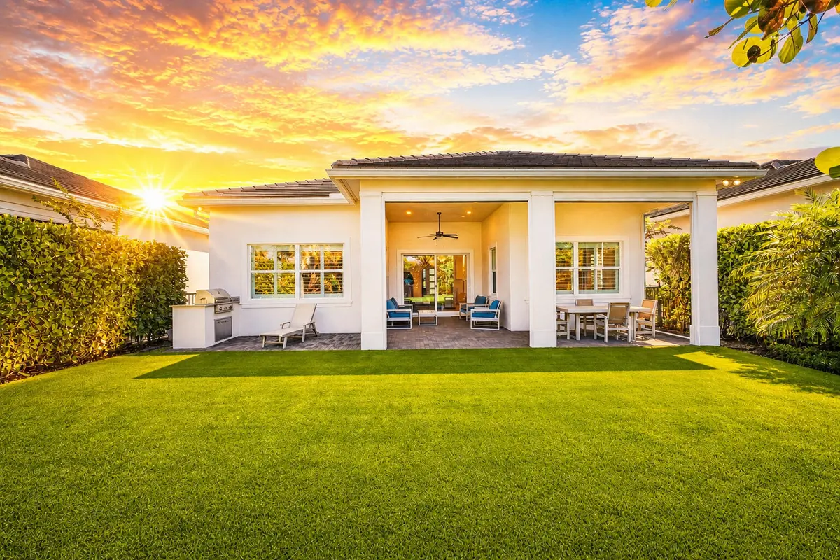 Sunrise at 12424 Hammock Way, Palm Beach Gardens