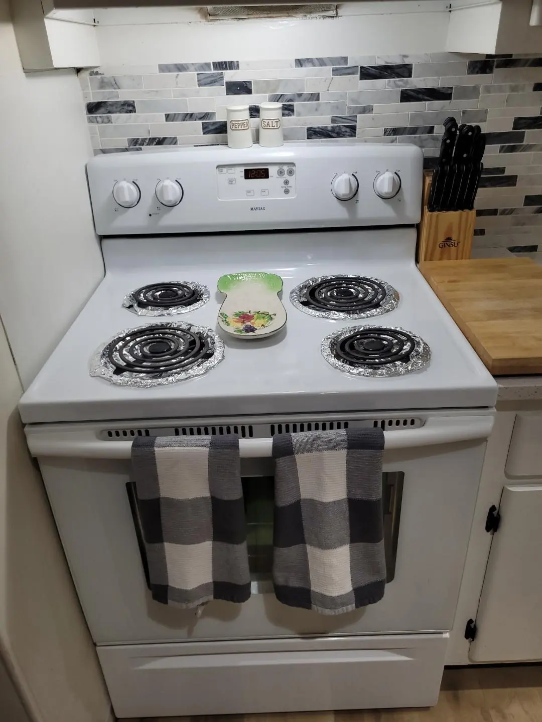 kitchen at 669 W OAKLAND PARK Boulevard 218B, Oakland Park