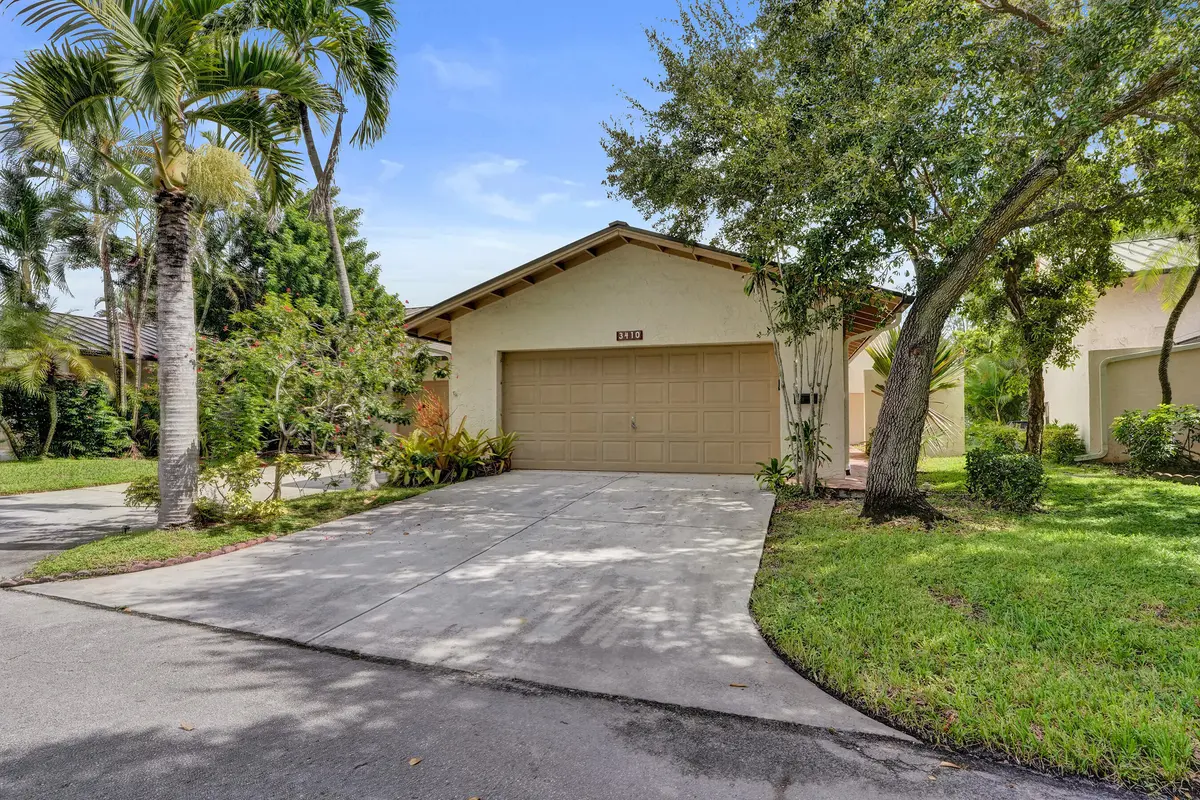 DSC02702 at 3410 Heather Terrace 3, Lauderhill