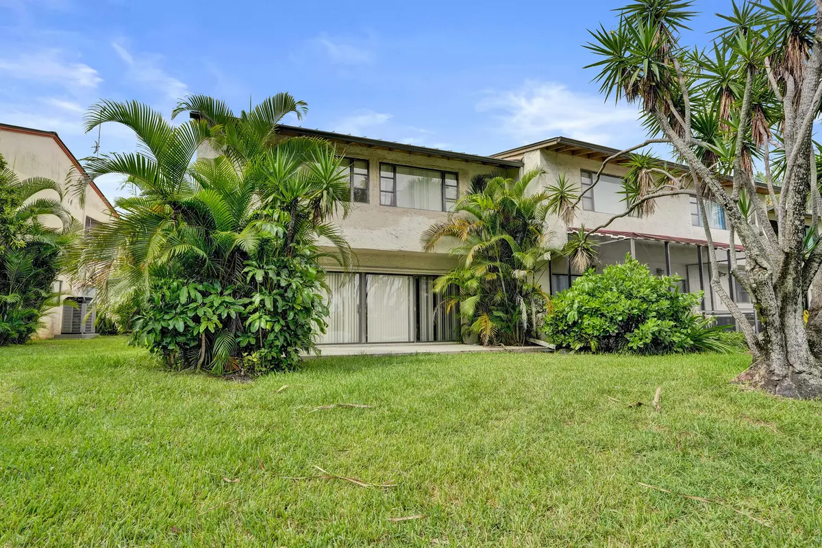 DSC02732 at 3410 Heather Terrace 3, Lauderhill