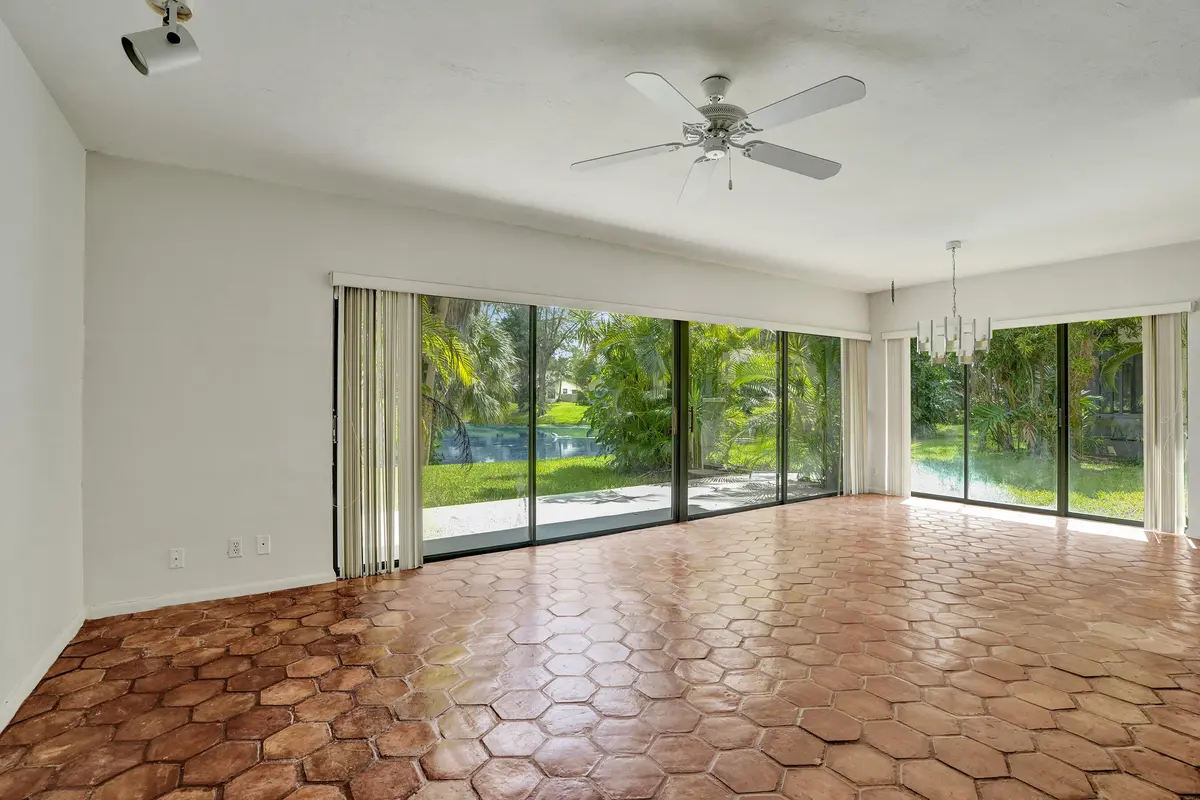 DSC02768 at 3410 Heather Terrace 3, Lauderhill