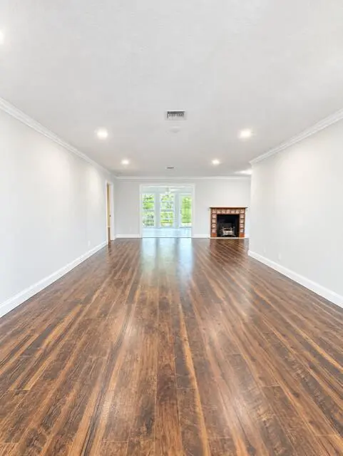 Living Area at 182 DEL RIO Boulevard, Boca Raton
