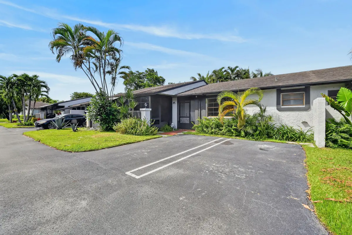 Front of Structure at 72 CONASKONK Circle, Royal Palm Beach