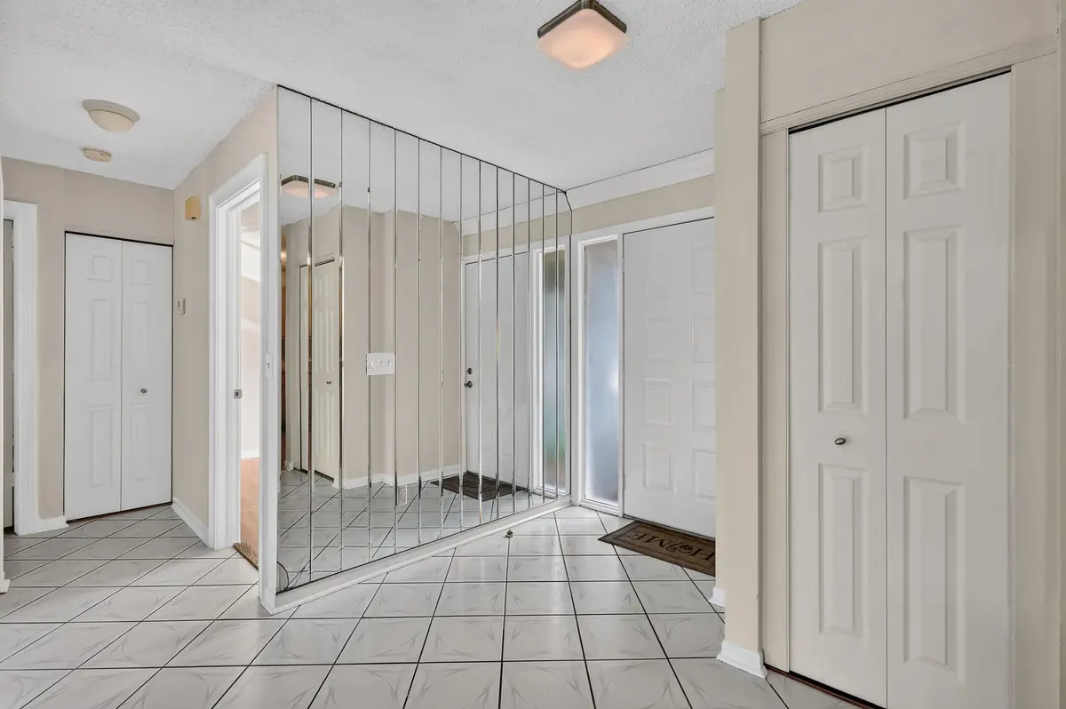 Entrance Foyer at 72 CONASKONK Circle, Royal Palm Beach