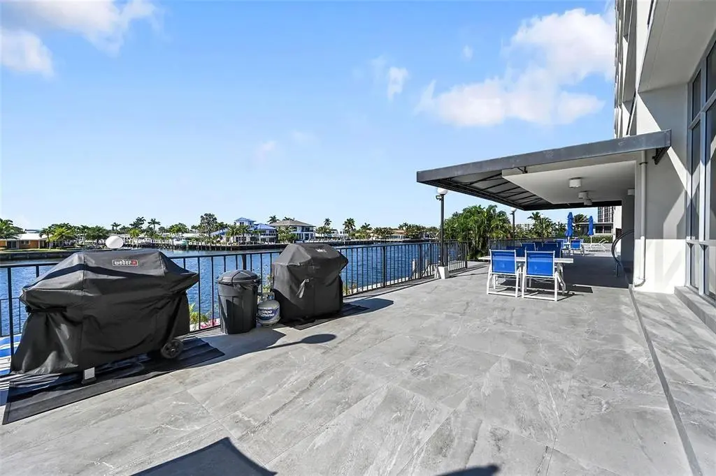 silver BBQ at 521 N Riverside Drive 602, Pompano Beach