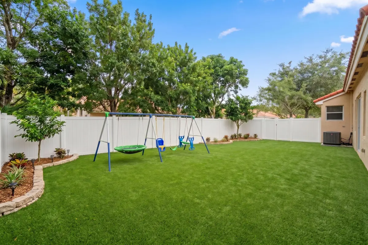 Yard at 15298 SW 49th Street, Davie