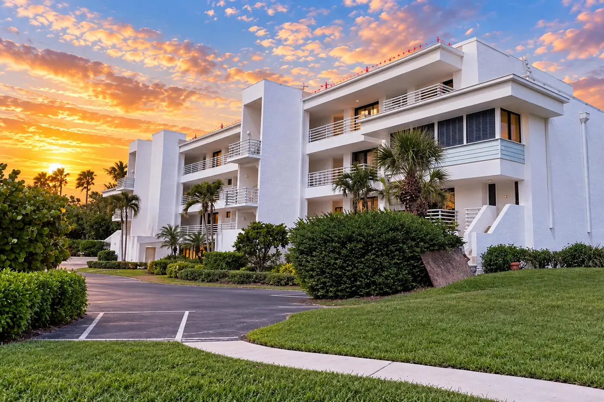 Recently Saved - 5 of 20 at 5554 HIGHWAY A1A Highway 301, Indian River Shores