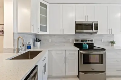 5380 CEDAR LAKE Drive 304, Boynton Beach – Condominium for sale