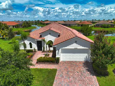 12024 SW BAYBERRY Avenue, Port St. Lucie – Single Family Residence for sale