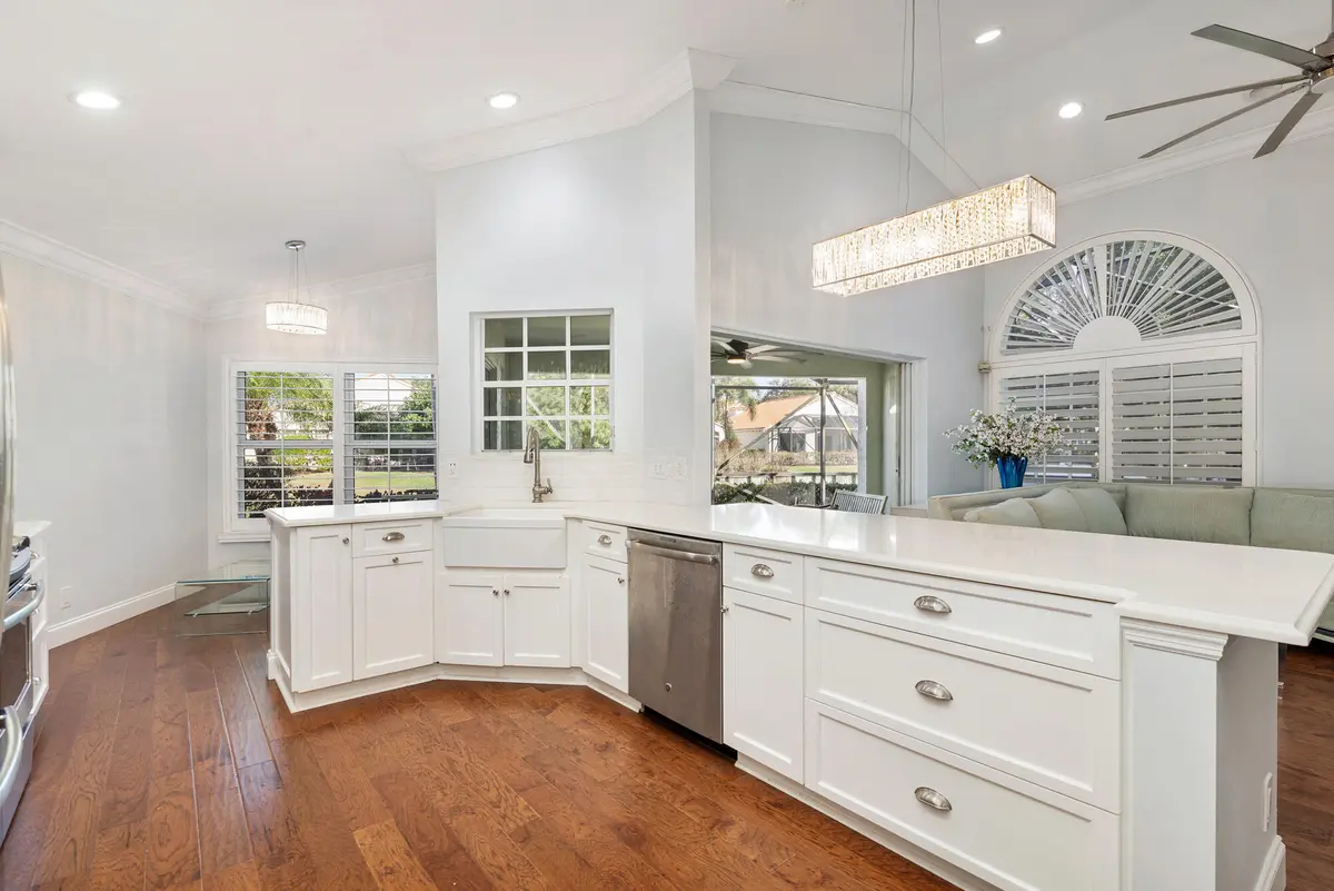 low-10 at 16440 RIVERWIND Drive, Jupiter