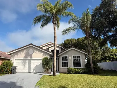 12077 Sunset Point Circle, Wellington – Single Family Residence for rent