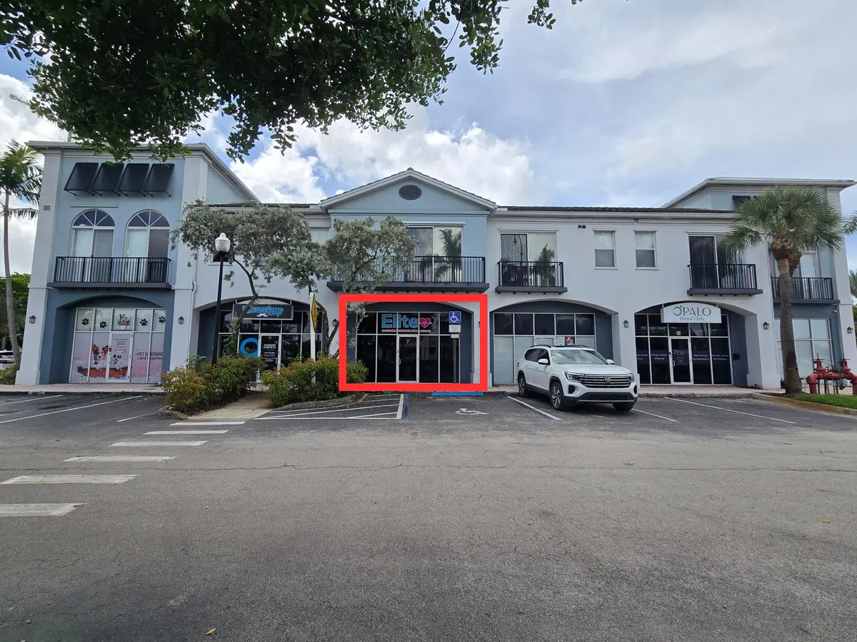 3880 B7 at 3880 W BROWARD Boulevard, Plantation