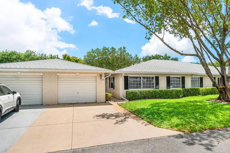 BB2 at 10116 S 44TH Avenue 328, Boynton Beach