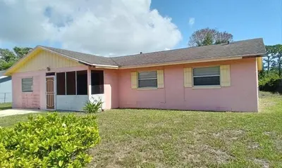 2906 Anderson Drive, Fort Pierce – Single Family Residence for sale
