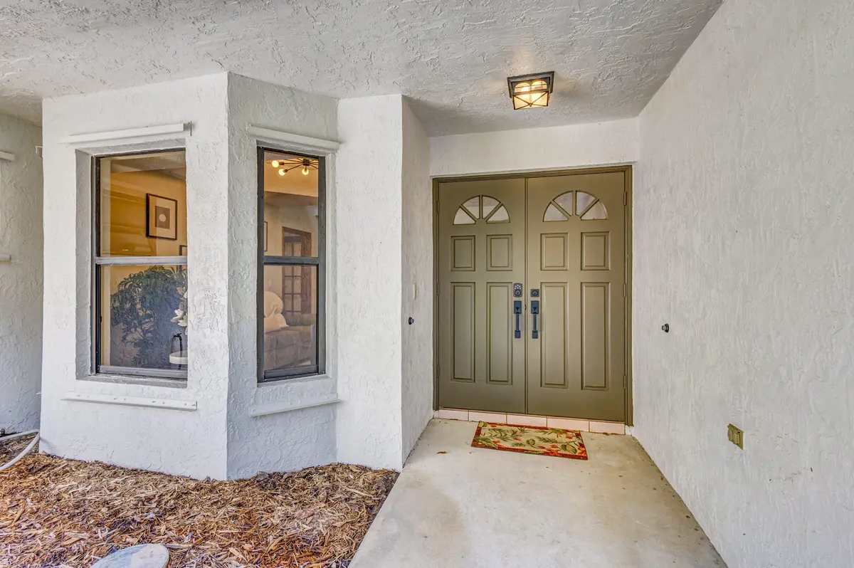 Front entrance at 8300 159th Court, Palm Beach Gardens