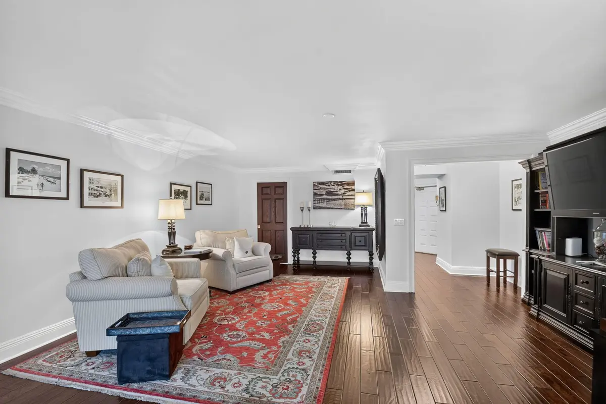 Crown Molding at 102 Half Moon Circle F2, Hypoluxo