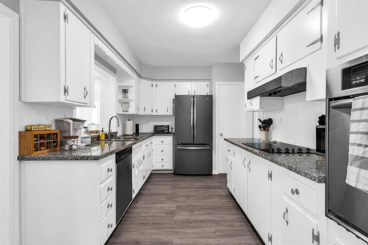 Kitchen at 127 MIRAMAR Way, West Palm Beach