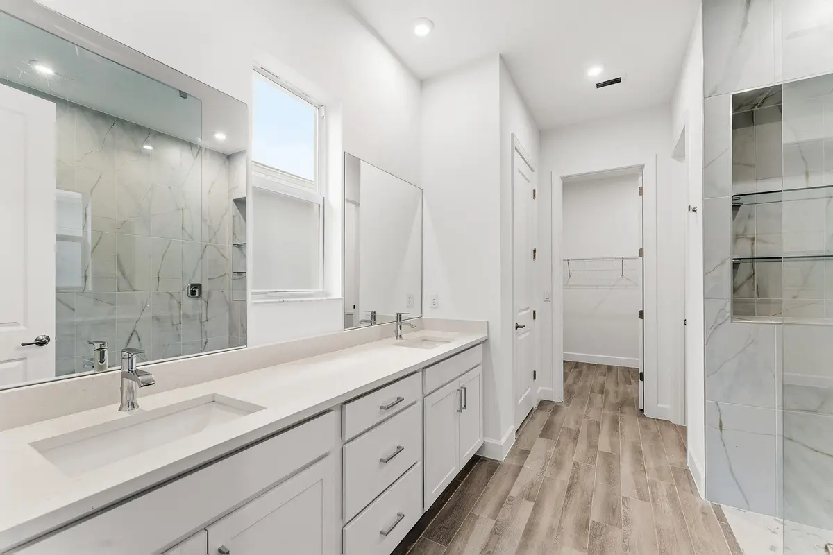 US_SEF_MERIDIAN_LOT 147_OWNERS BATH at 14174 SW Artesia Drive, Port St. Lucie