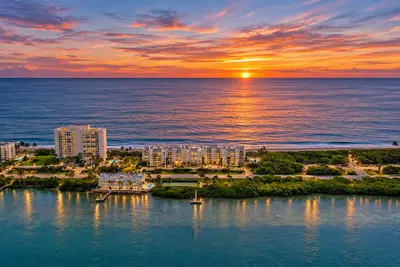 19670 Beach Road B303, Jupiter – Condominium for sale