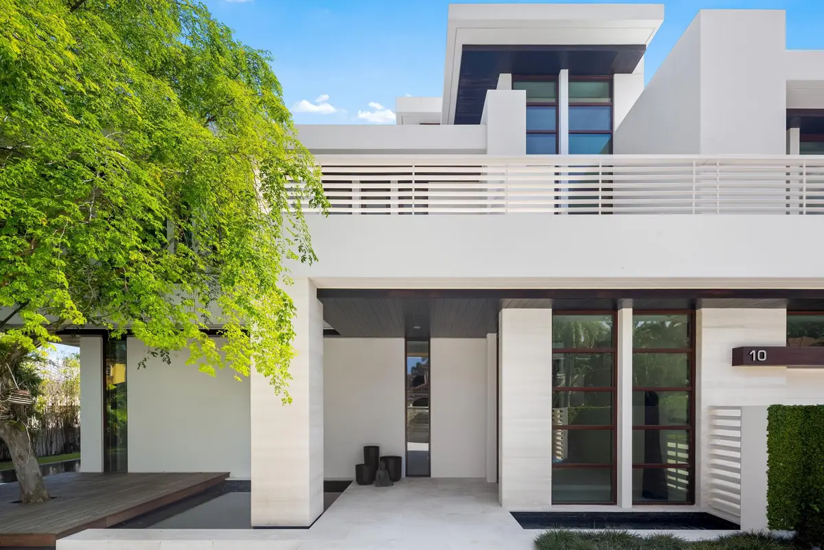 Front at 10 Pelican Drive, Fort Lauderdale